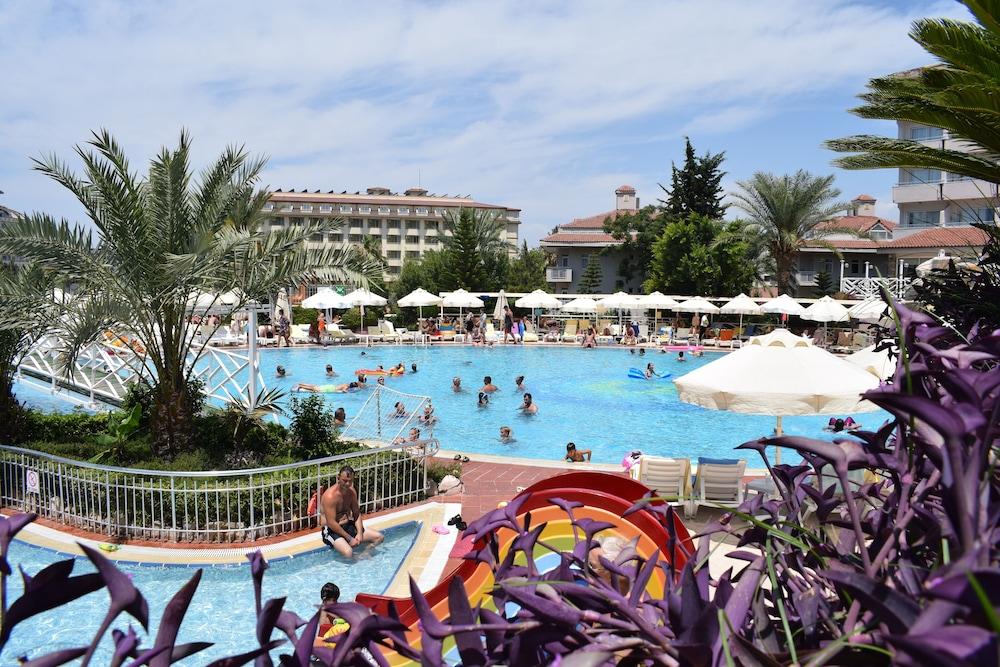 Seaden Corolla Hotel ซีเด ภายนอก รูปภาพ