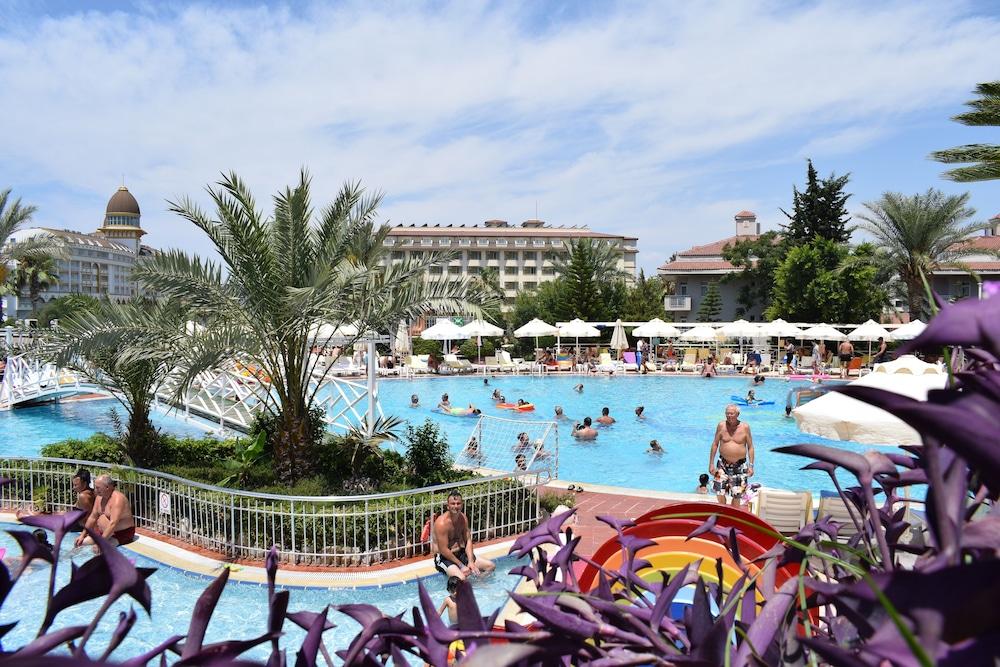 Seaden Corolla Hotel ซีเด ภายนอก รูปภาพ