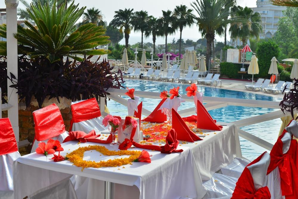 Seaden Corolla Hotel ซีเด ภายนอก รูปภาพ