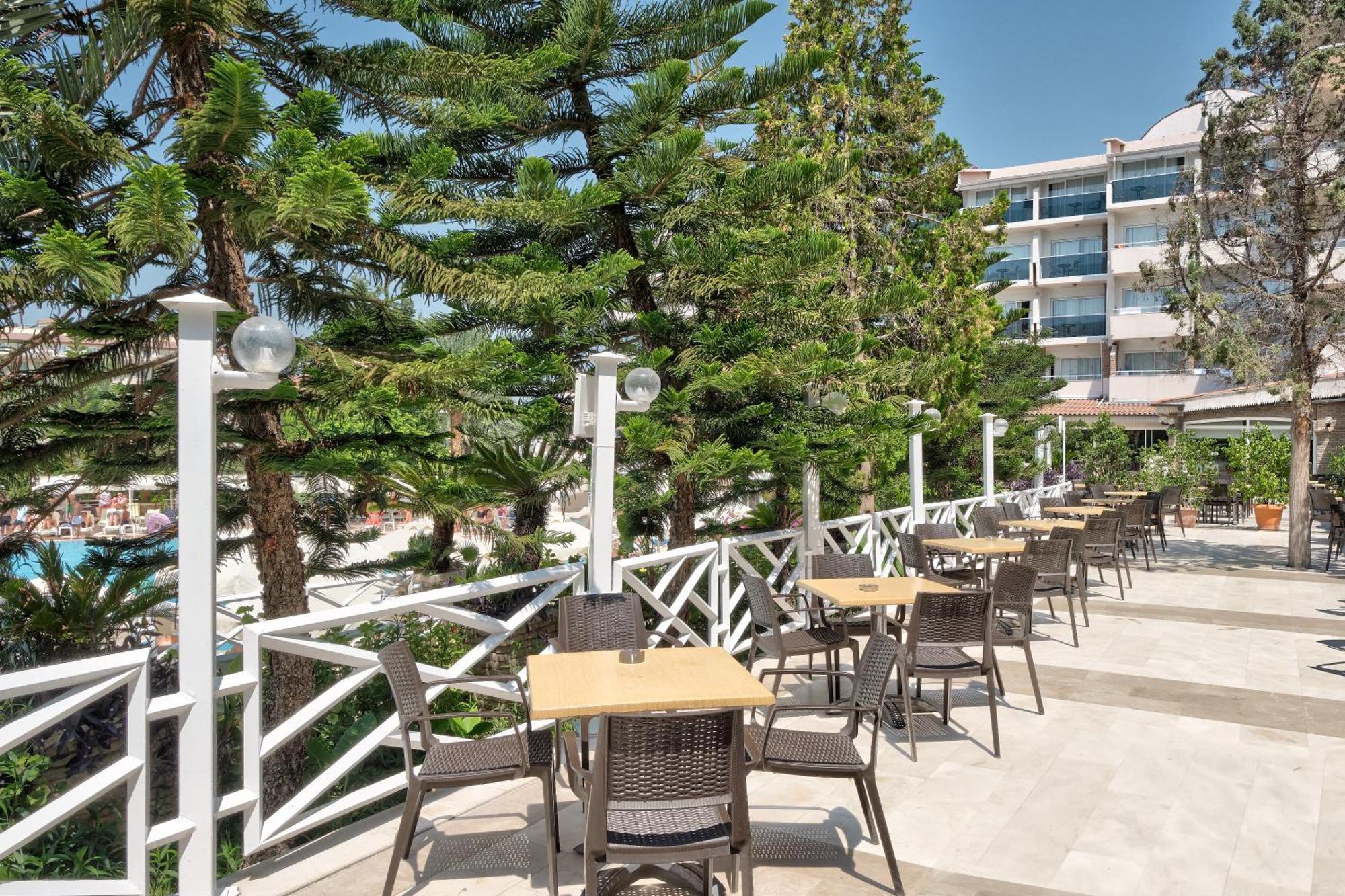 Seaden Corolla Hotel ซีเด ภายนอก รูปภาพ